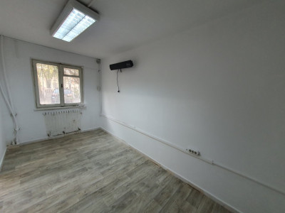 Spatiu comercial cu 2 camere de inchiriat - zona Piata Doina imagine mica 6, foxfort.ro