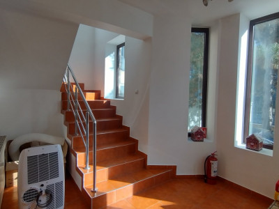 Spatiu Birouri 6 incaperi, Zona Bucovina - 330 mp utili pe 2 nivele imagine mica 10, foxfort.ro