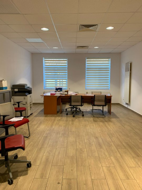 Spatiu comercial cu 12 incaperi si suprafata de 630 mp, zona Mircea cel Batran 2, foxfort.ro