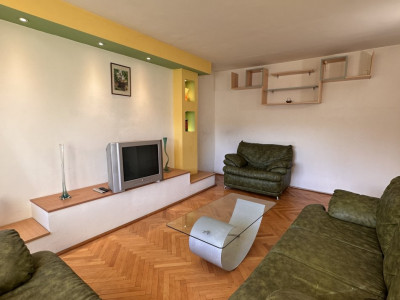 Apartament cu 3 camere la etajul 4 in Timisoara, zona Soarelui