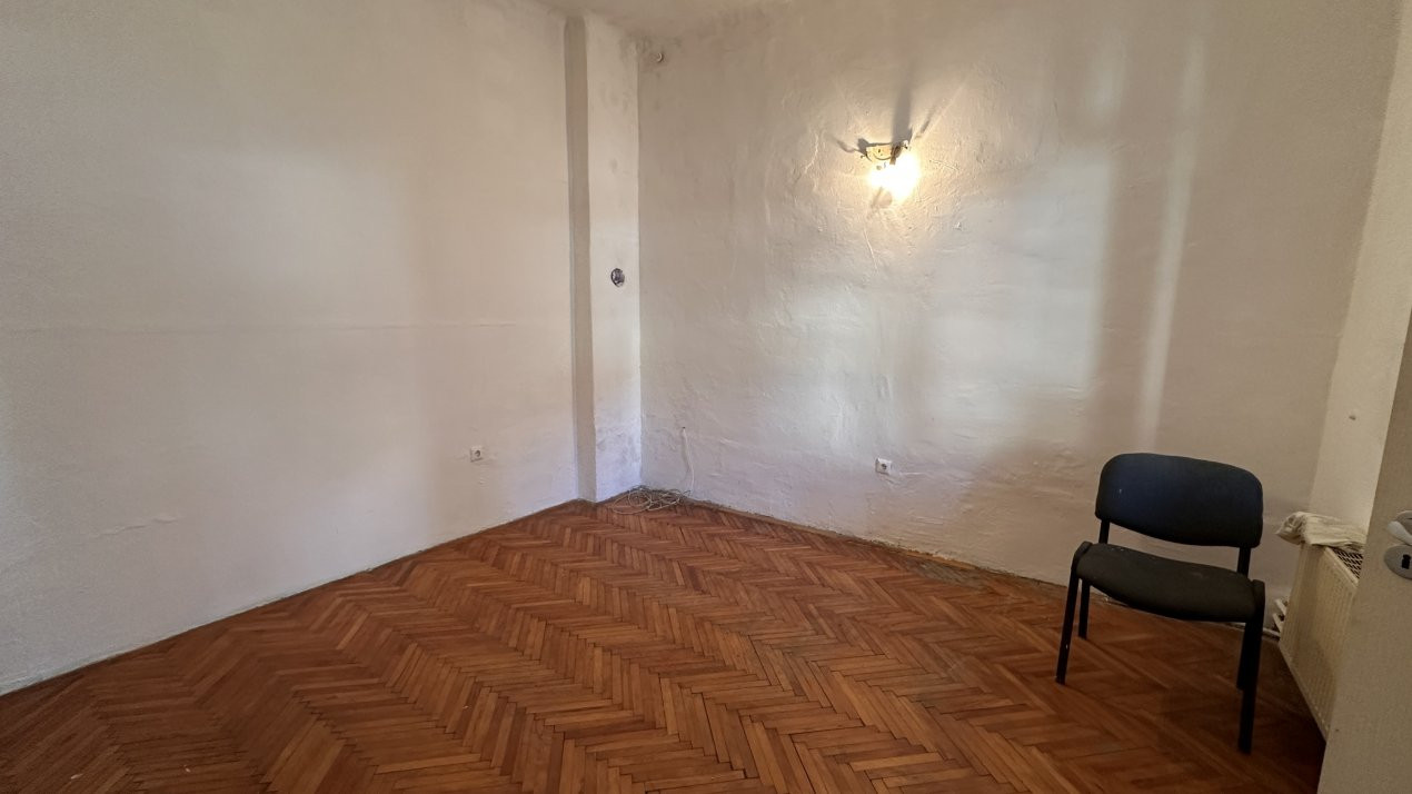 Spatiu comercial zona foarte buna, 239 mp, in Timisoara 6, foxfort.ro