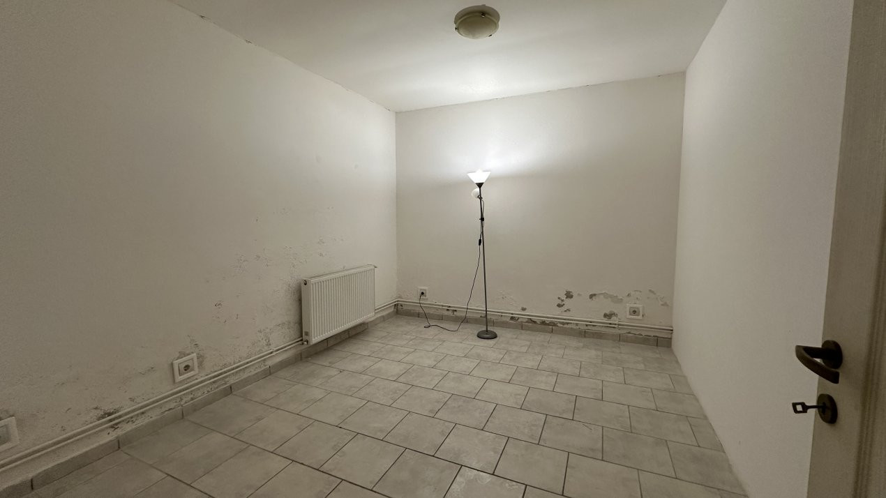 Spatiu comercial zona foarte buna, 239 mp, in Timisoara 7, foxfort.ro