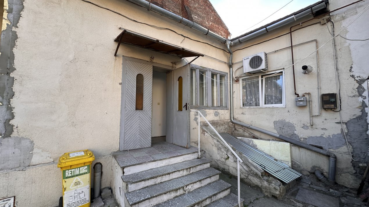 Spatiu comercial zona foarte buna, 239 mp, in Timisoara 12, foxfort.ro