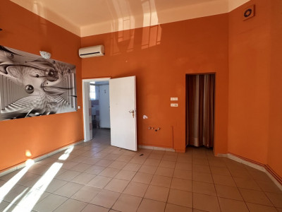 Spatiu comercial zona foarte buna, 239 mp, in Timisoara imagine mica 4, foxfort.ro