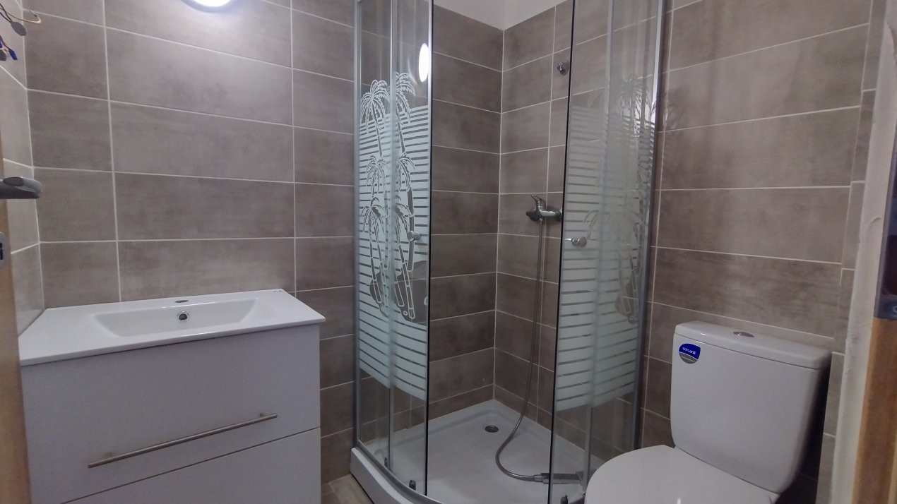 Apartament 3 camere la mansarda - 75mp utili, Zona Aradului 6, foxfort.ro