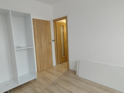 Apartament 3 camere la mansarda - 75mp utili, Zona Aradului imagine mica 11, foxfort.ro