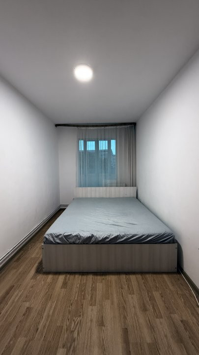 Apartament de inchiriat cu 3 camere si 2 balcoane, zona Sagului 13, foxfort.ro
