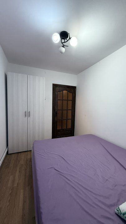 Apartament de inchiriat cu 3 camere si 2 balcoane, zona Sagului 16, foxfort.ro