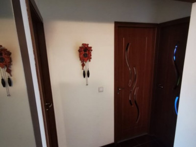 Apartament 2 camere, Zona Aradului - Bloc cu acoperis  imagine mica 8, foxfort.ro