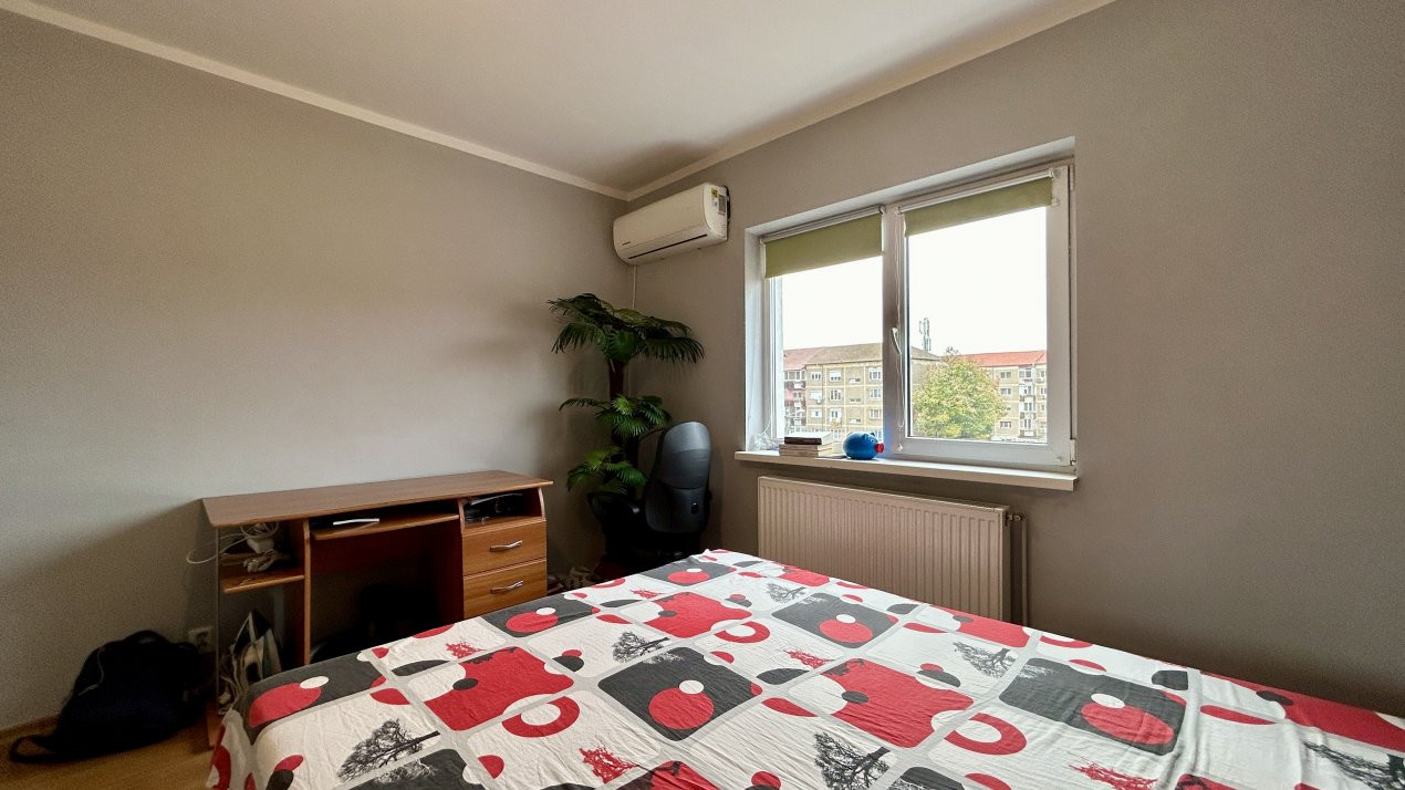 Apartament cu 2 camere, etaj 3 - zona Lipovei 11, foxfort.ro