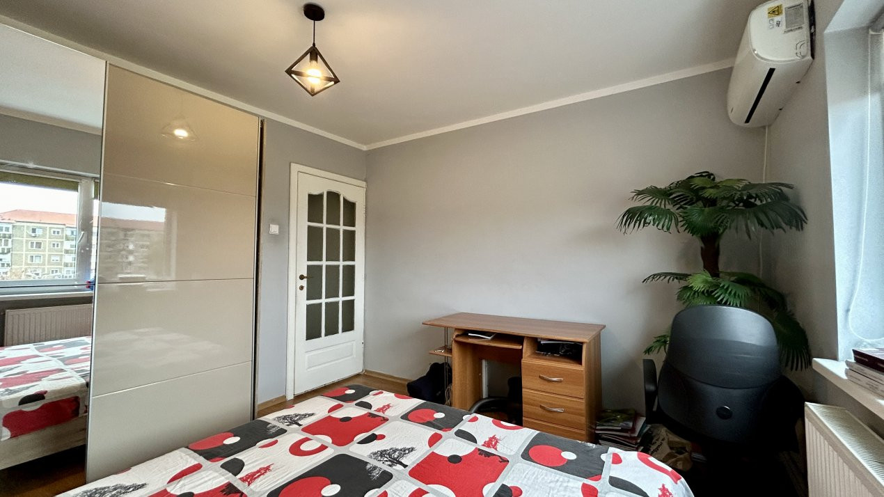 Apartament cu 2 camere, etaj 3 - zona Lipovei 12, foxfort.ro