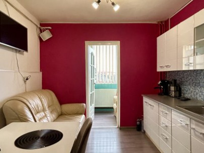 Apartament cu 2 camere, etaj 3 - zona Lipovei imagine mica 2, foxfort.ro