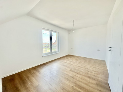 COMISION 0% Duplex Mosnita 4 camere - Asfalt + Toate utilitatile imagine mica 11, foxfort.ro