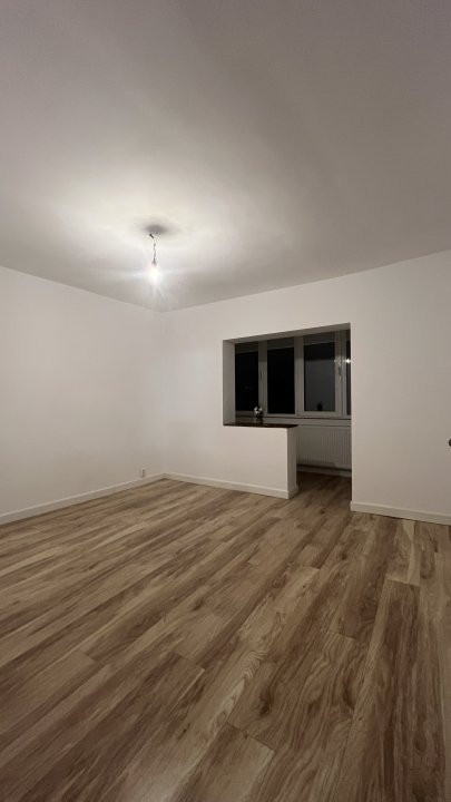 Apartament cu 4 camere, etaj 4 de vanzare, zona Timocului - Saguna 13, foxfort.ro