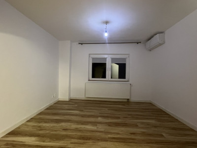 Apartament cu 4 camere, etaj 4 de vanzare, zona Timocului - Saguna imagine mica 5, foxfort.ro