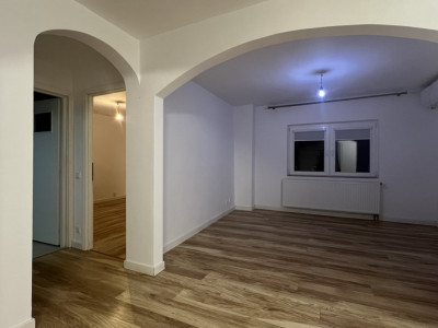 Apartament cu 4 camere, etaj 4 de vanzare, zona Timocului - Saguna imagine mica 8, foxfort.ro