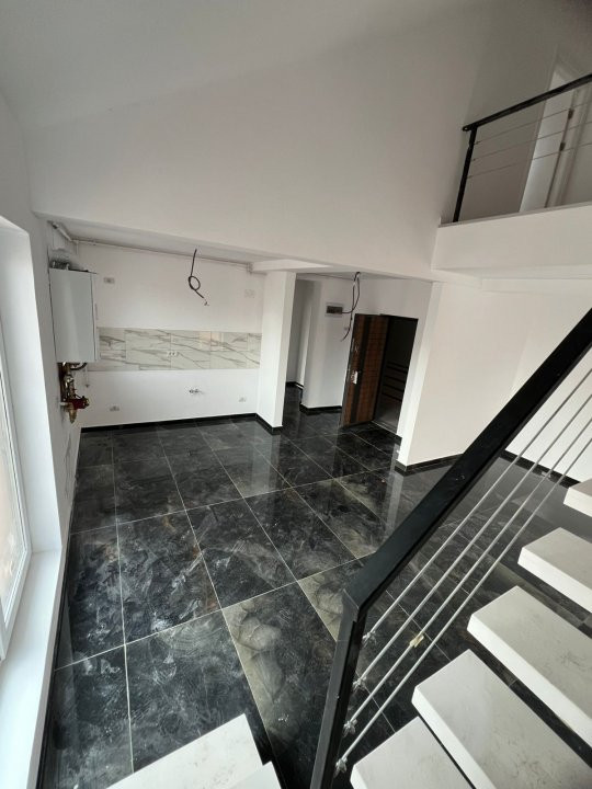 OCAZIE - Penthouse 3 camere pe 2 nivele, in Giroc 2, foxfort.ro