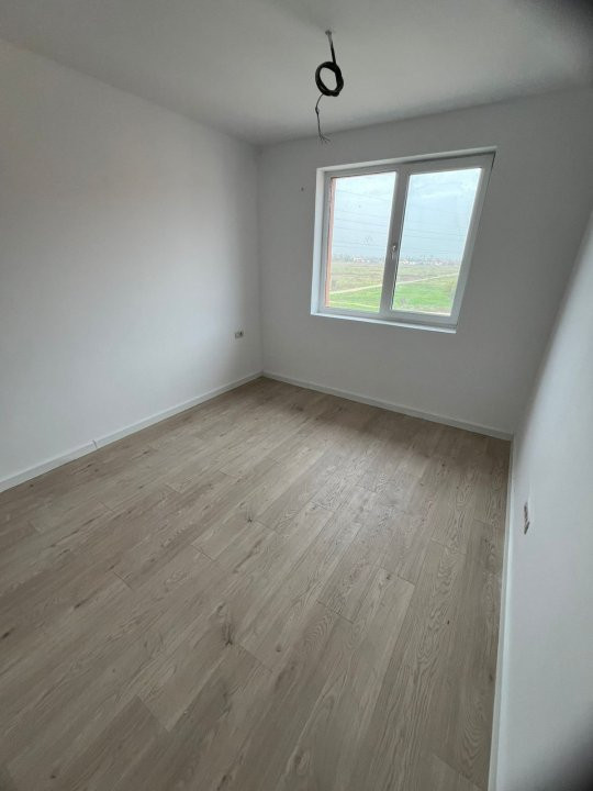 OCAZIE - Penthouse 3 camere pe 2 nivele, in Giroc 7, foxfort.ro