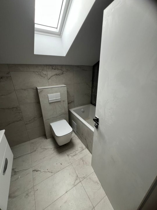 OCAZIE - Penthouse 3 camere pe 2 nivele, in Giroc 9, foxfort.ro