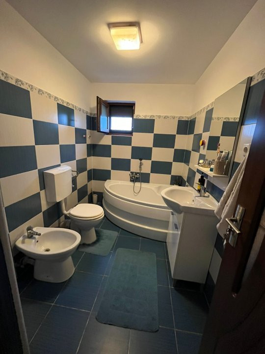 Duplex 4 camere, 140 mp, in Giroc, zona calea Urseni 9, foxfort.ro