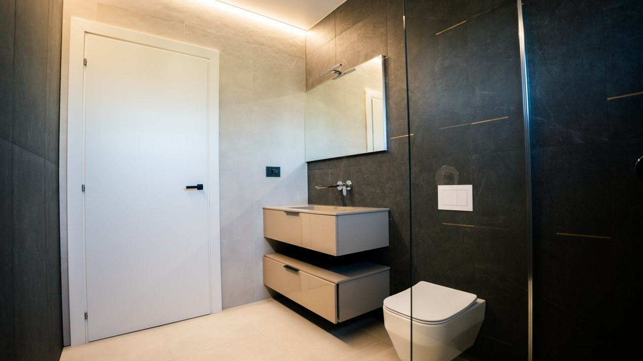 OCAZIE - Casa individuala deosebita cu 5 camere, 243 mp - Timisoara 6, foxfort.ro