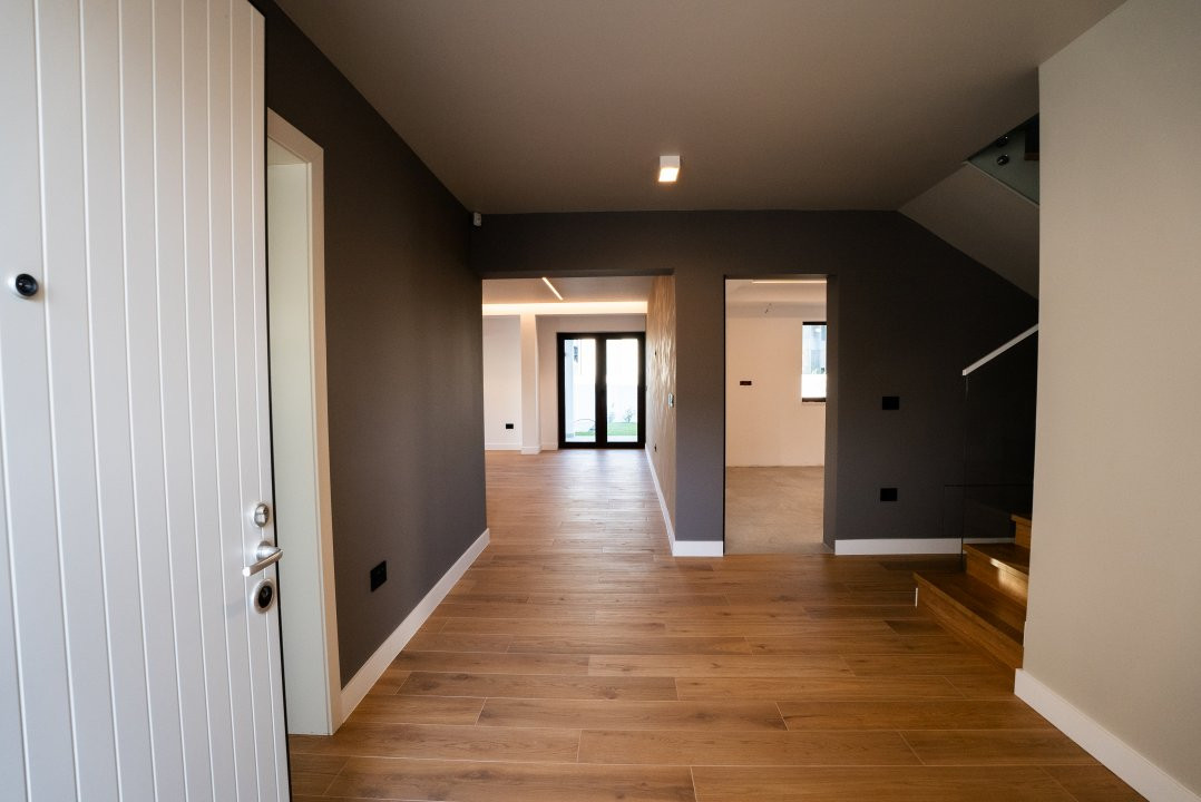 OCAZIE - Casa individuala deosebita cu 5 camere, 243 mp - Timisoara 15, foxfort.ro