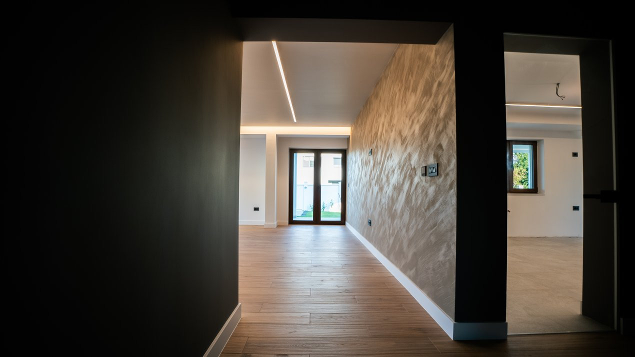 OCAZIE - Casa individuala deosebita cu 5 camere, 243 mp - Timisoara 19, foxfort.ro