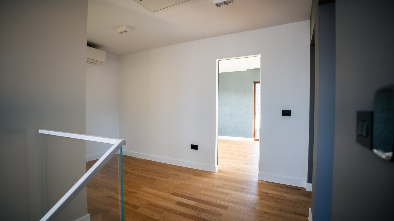 OCAZIE - Casa individuala deosebita cu 5 camere, 243 mp - Timisoara 26, foxfort.ro