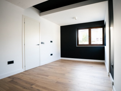 OCAZIE - Casa individuala deosebita cu 5 camere, 243 mp - Timisoara imagine mica 7, foxfort.ro