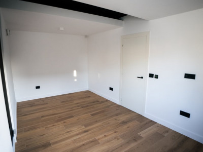 OCAZIE - Casa individuala deosebita cu 5 camere, 243 mp - Timisoara imagine mica 24, foxfort.ro