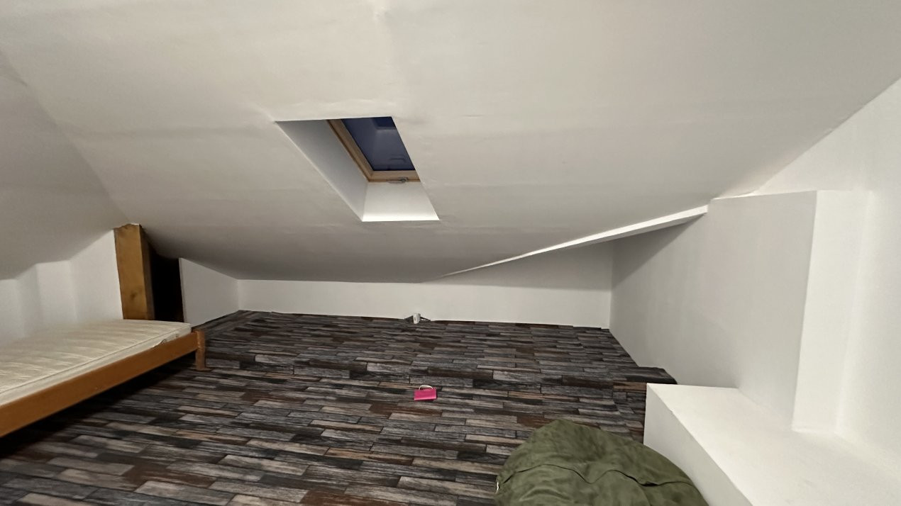 Apartament cu 2 camere cu scara interioara la etajul 3 in Giroc, zona ESO 16, foxfort.ro