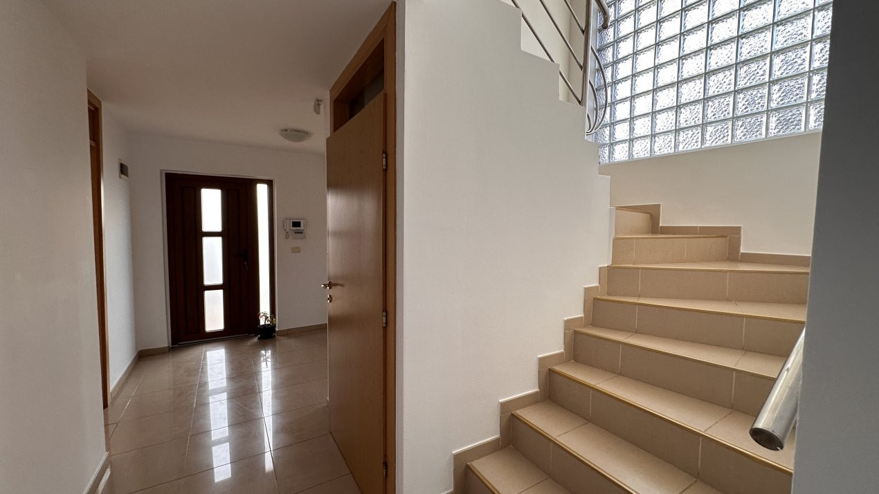 Duplex 4 camere, 2 bai, 130 mp utili, zona Mosnita Noua 3, foxfort.ro