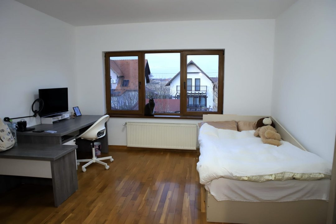 Duplex 4 camere, 2 bai, 130 mp utili, zona Mosnita Noua 22, foxfort.ro