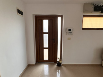 Duplex 4 camere, 2 bai, 130 mp utili, zona Mosnita Noua imagine mica 5, foxfort.ro