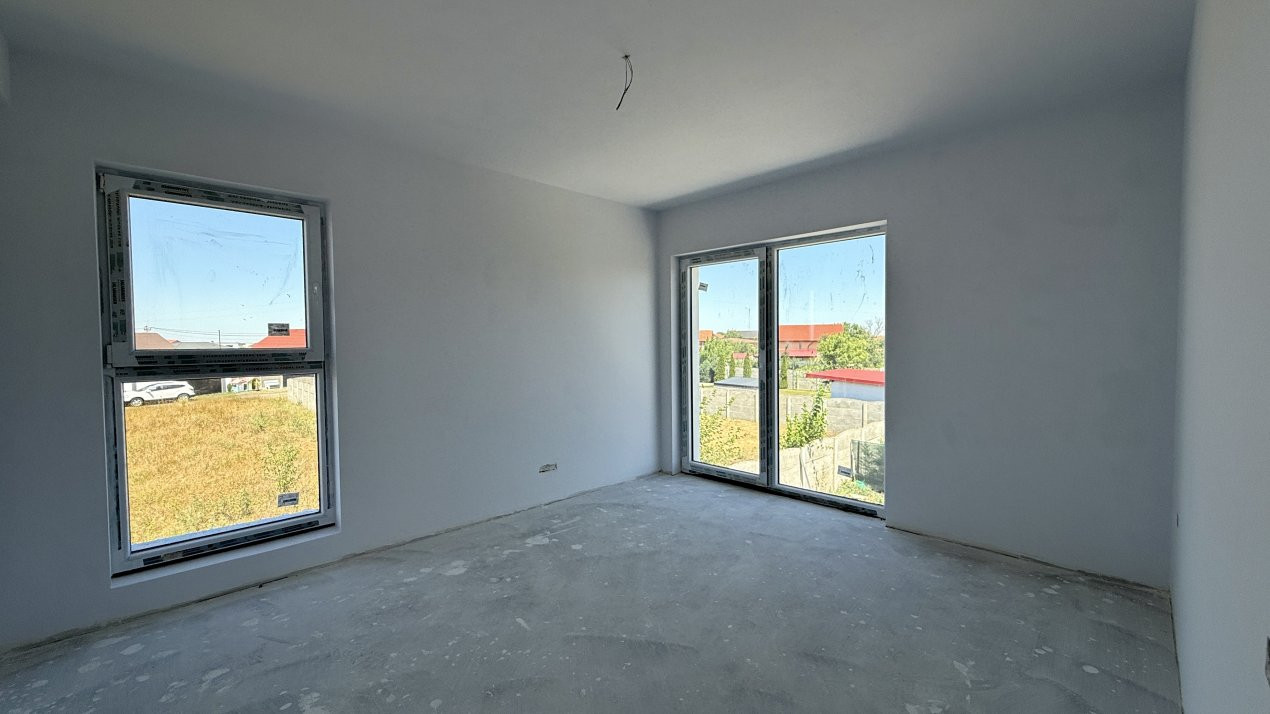 Duplex cu 5 camere, teren de 365 mp - Sanandrei 9, foxfort.ro