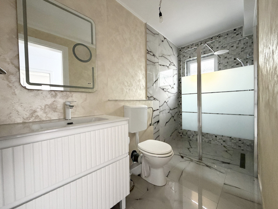 Duplex cu 5 camere, despartit prin camera tehnica, teren de 365 mp - Sanandrei 8, foxfort.ro