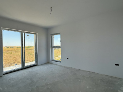 Duplex cu 5 camere, teren de 365 mp - Sanandrei imagine mica 10, foxfort.ro