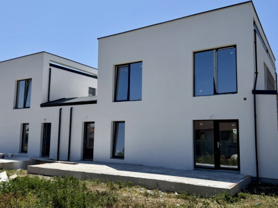 Duplex cu 5 camere, teren de 365 mp - Sanandrei imagine mica 19, foxfort.ro