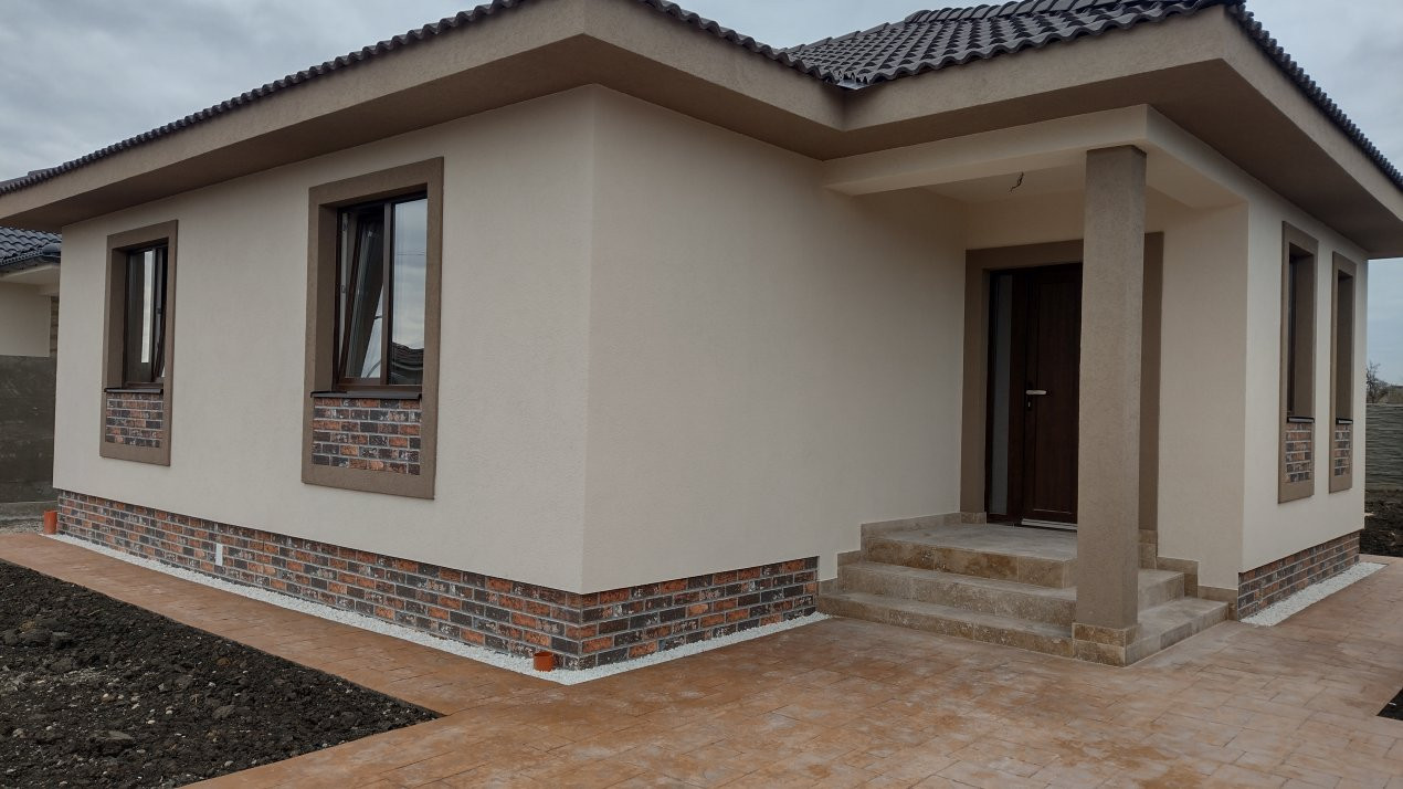 Casa individuala 4 camere, Sanmihaiu Roman 1, foxfort.ro