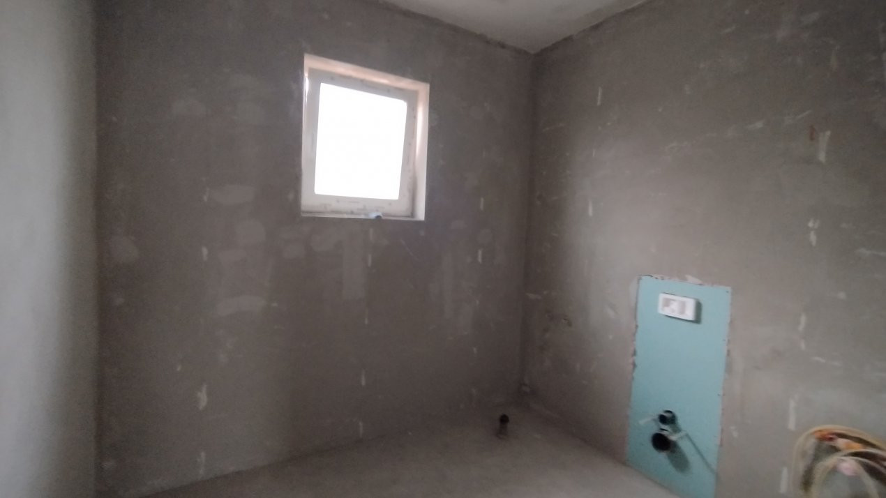 Casa individuala 4 camere, Sanmihaiu Roman 5, foxfort.ro