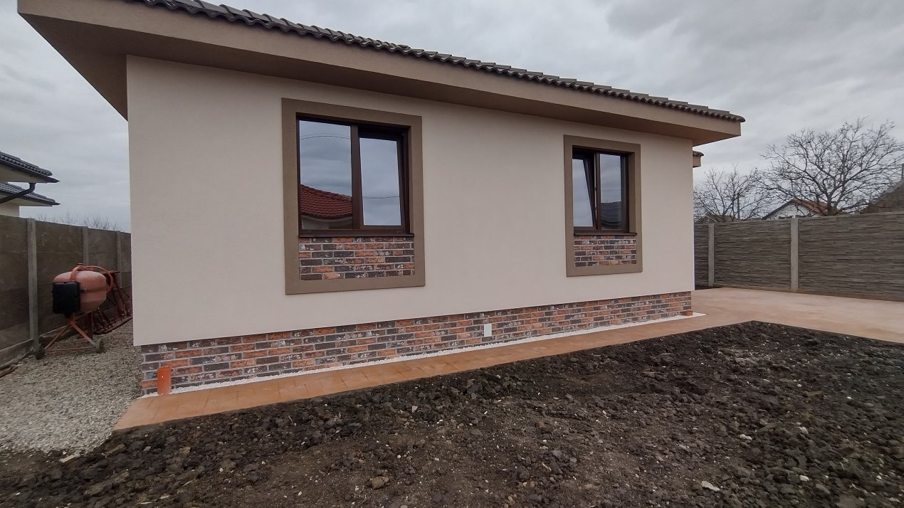 Casa individuala 4 camere, Sanmihaiu Roman 16, foxfort.ro