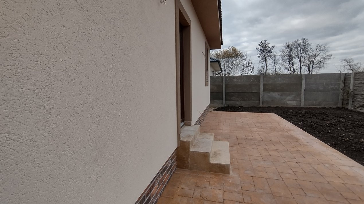 Casa individuala 4 camere, Sanmihaiu Roman 19, foxfort.ro