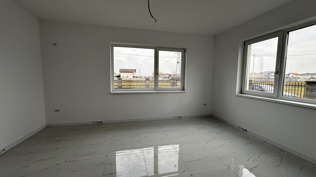 Duplex 4 camere, 110 mp, si teren de 330 mp in Giroc 1, foxfort.ro