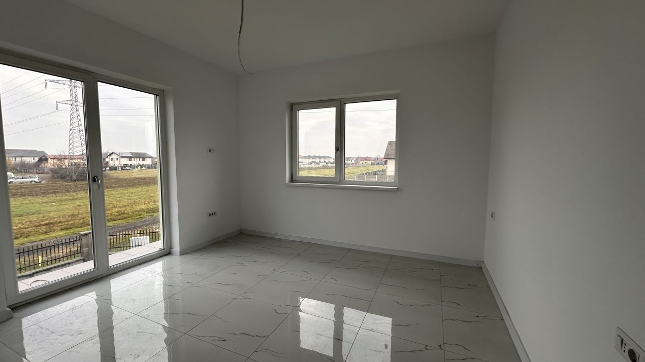 Duplex 4 camere, 110 mp, si teren de 330 mp in Giroc 4, foxfort.ro