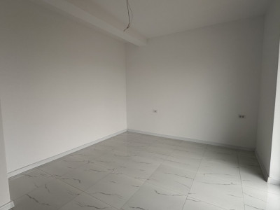 Duplex 4 camere, 110 mp, si teren de 330 mp in Giroc imagine mica 5, foxfort.ro