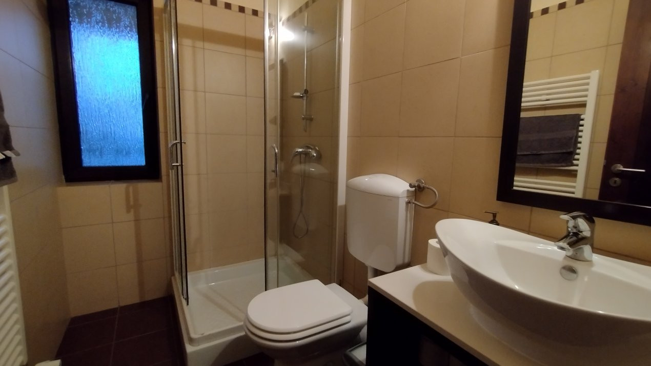 Casa individuala 6 camere, Timisoara - Zona Ronat 9, foxfort.ro