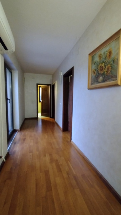 Casa individuala 6 camere, Timisoara - Zona Ronat 14, foxfort.ro