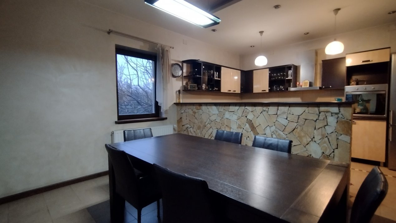 Casa individuala 6 camere, Timisoara - Zona Ronat 15, foxfort.ro