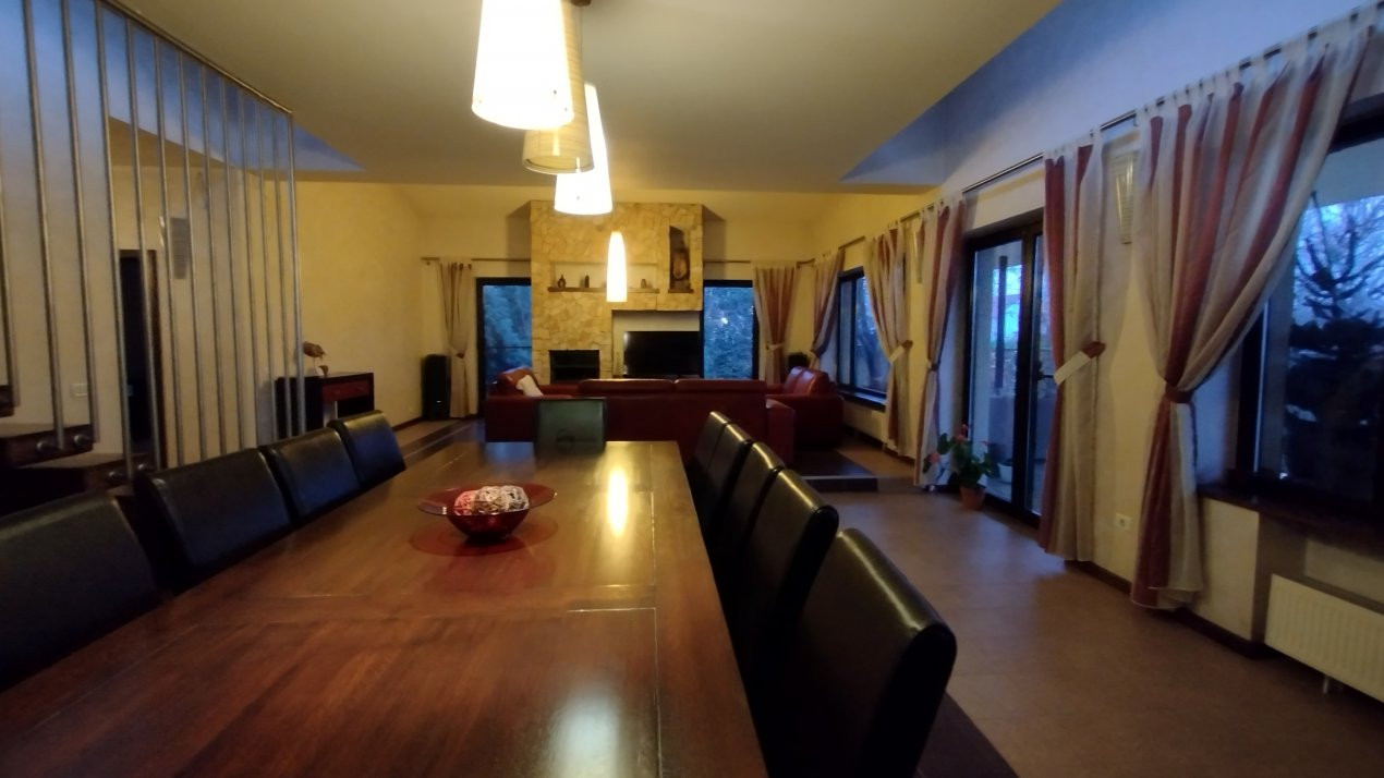 Casa individuala 6 camere, Timisoara - Zona Ronat 19, foxfort.ro