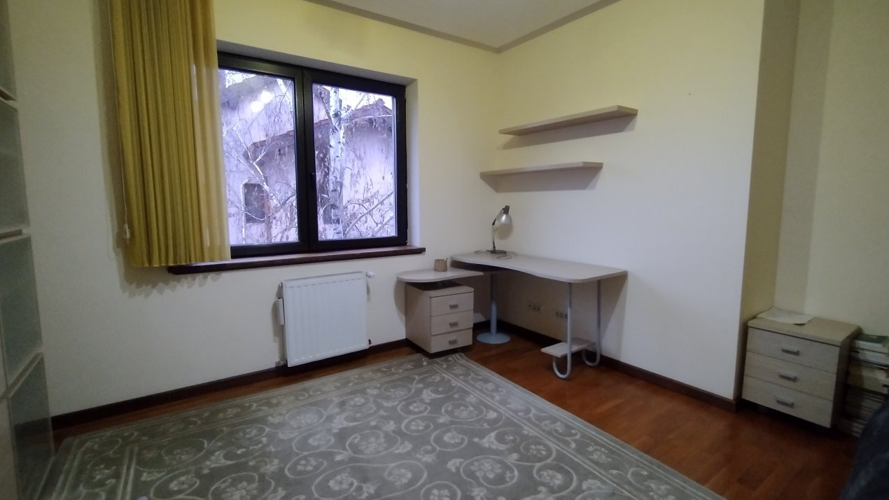 Casa individuala 6 camere, Timisoara - Zona Ronat 21, foxfort.ro